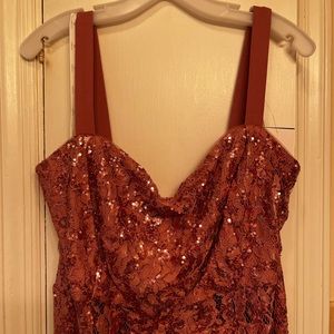 Square neck long lace dress with illusion waist